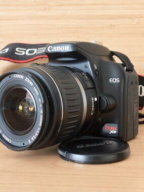 Canon EOS Rebel XS 1000D 10.1MP DSLR Camera with EF-S 18-55mm Lens Tested Japan
